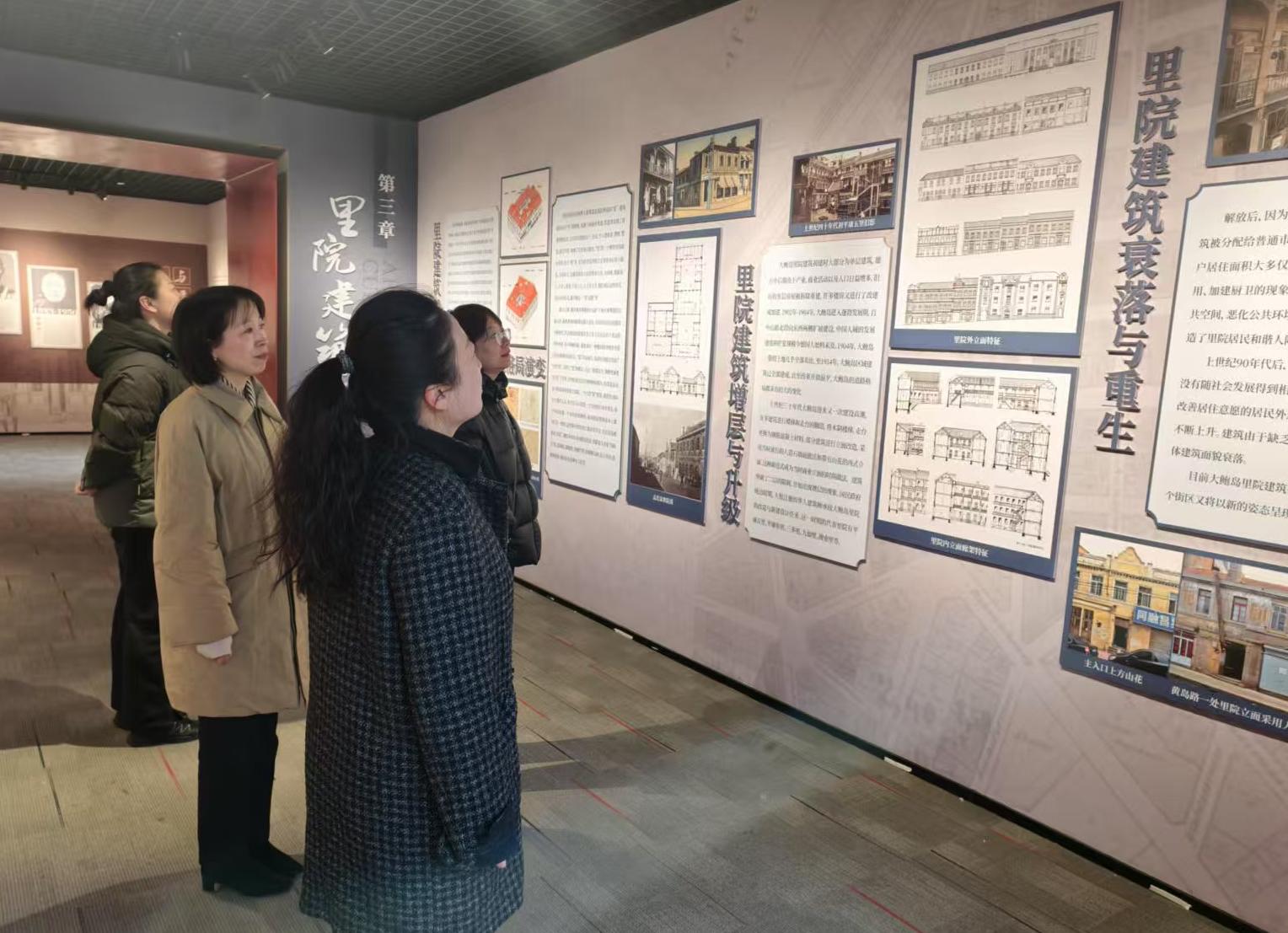 2.“三八”婦女節(jié)參觀(1).jpg 2.“三八”婦女節(jié)參觀(1).jpg